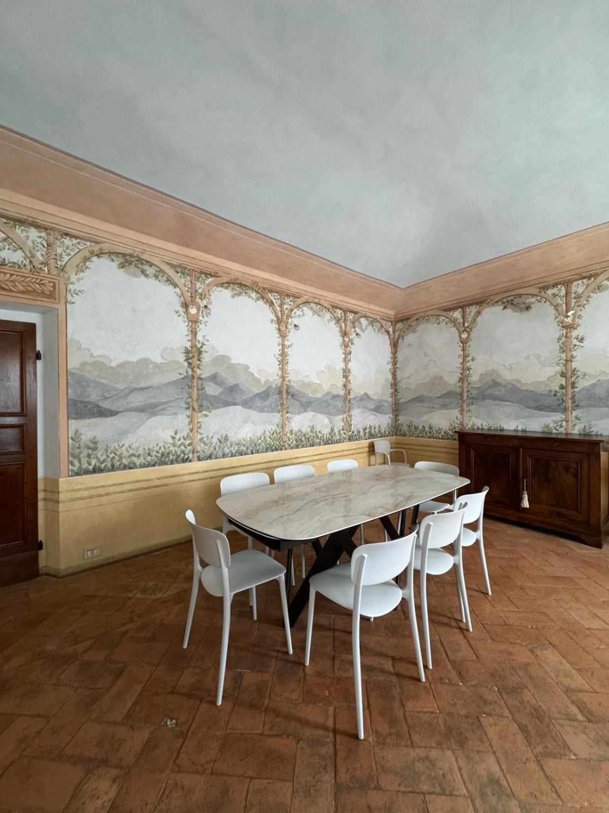 Urbino Apartments - Palazzo Paltroni Studio Екстер'єр фото